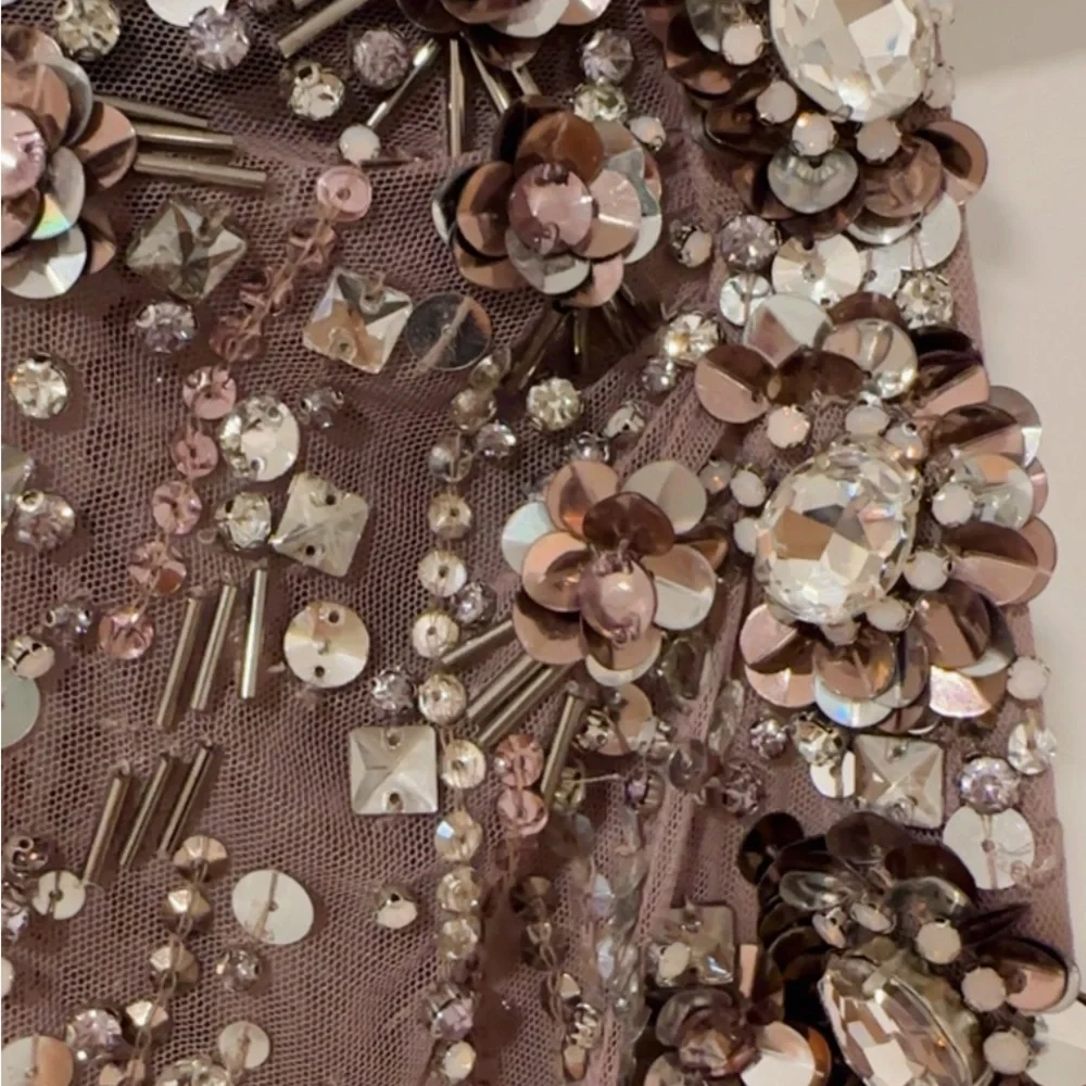 Jenny Packham Glittering Mauve Gown - Picture 4 of 10
